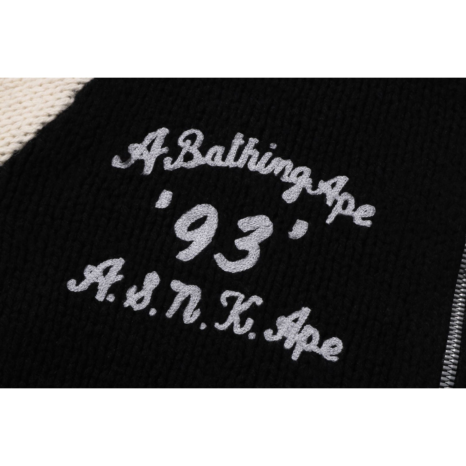 A BATHING APE COWICHAN CARDIGAN LADIES - Image 4
