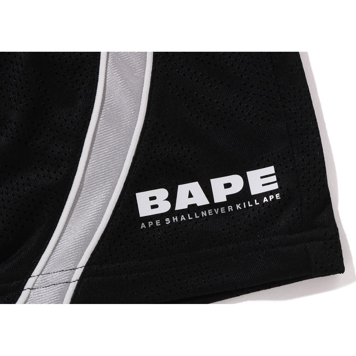 SOLID CAMO JACQUARD MULTILOGO RELAXED FIT SWEAT SHORTS MENS - Image 8