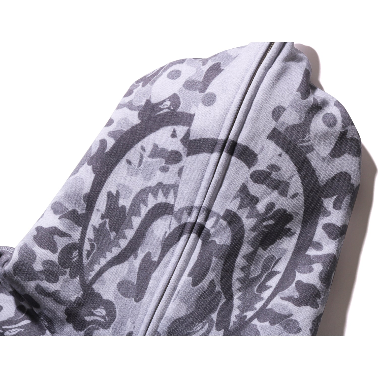 CAMO FAKE PRINT RELAXED FIT SHARK FULL ZIP HOODIE MENS - Image 4